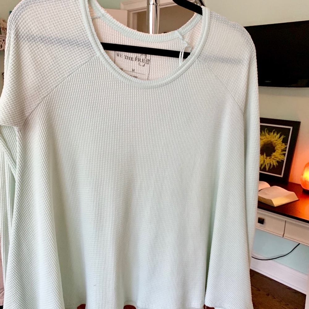 Sea foam green long sleeve